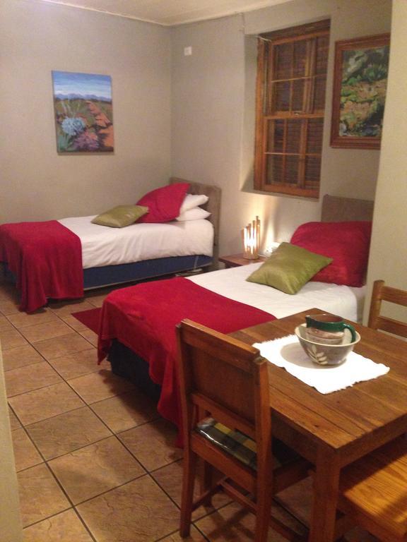 Artkaroo Stay Oudtshoorn Exterior photo